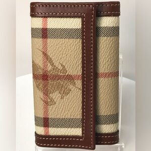 Burberry Nova Check 6-Key Holder Case 😍🔥